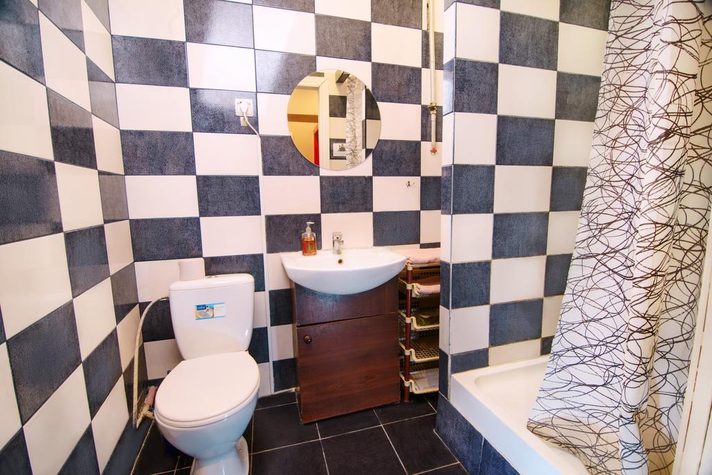 Hollywood Home Hostel Lviv Quarto foto